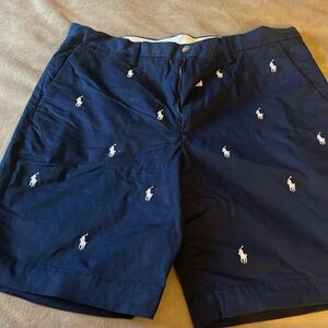 Mens shorts EUC